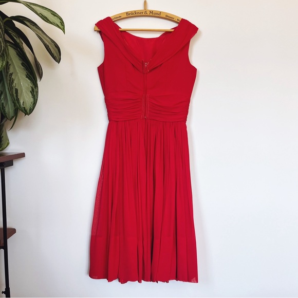 Vintage 1950s Handsewn Red Twirl Dress - Picture 2 of 7